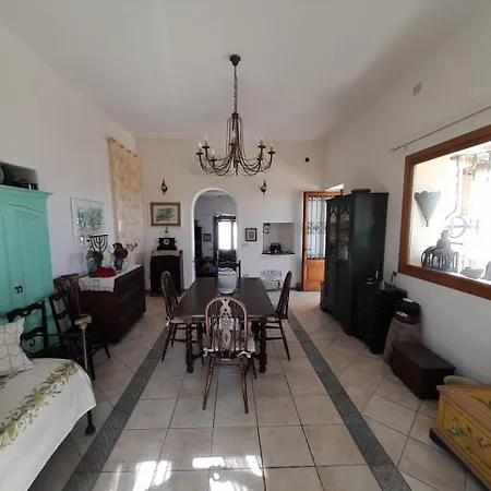 Casa Donna Vittoria * ליפארי